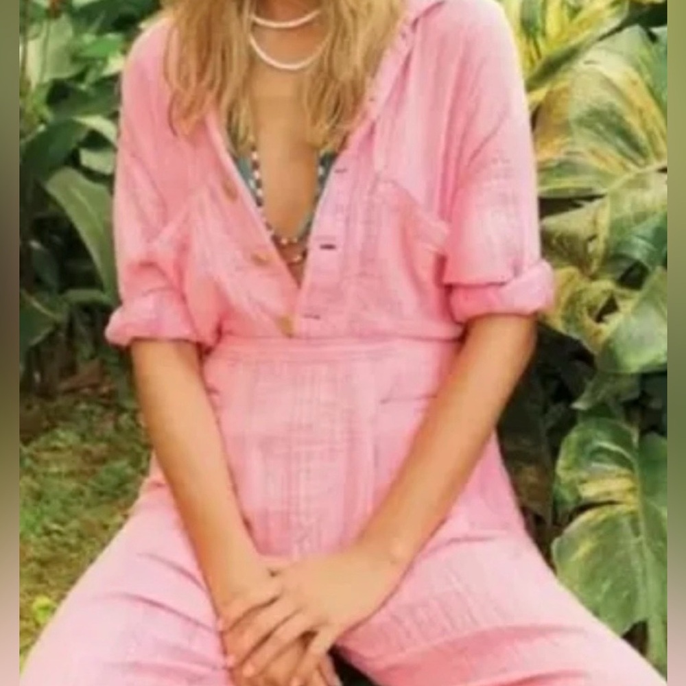 Free People Madrid soft pink long sleeve jumper coverall, size small. Super soft